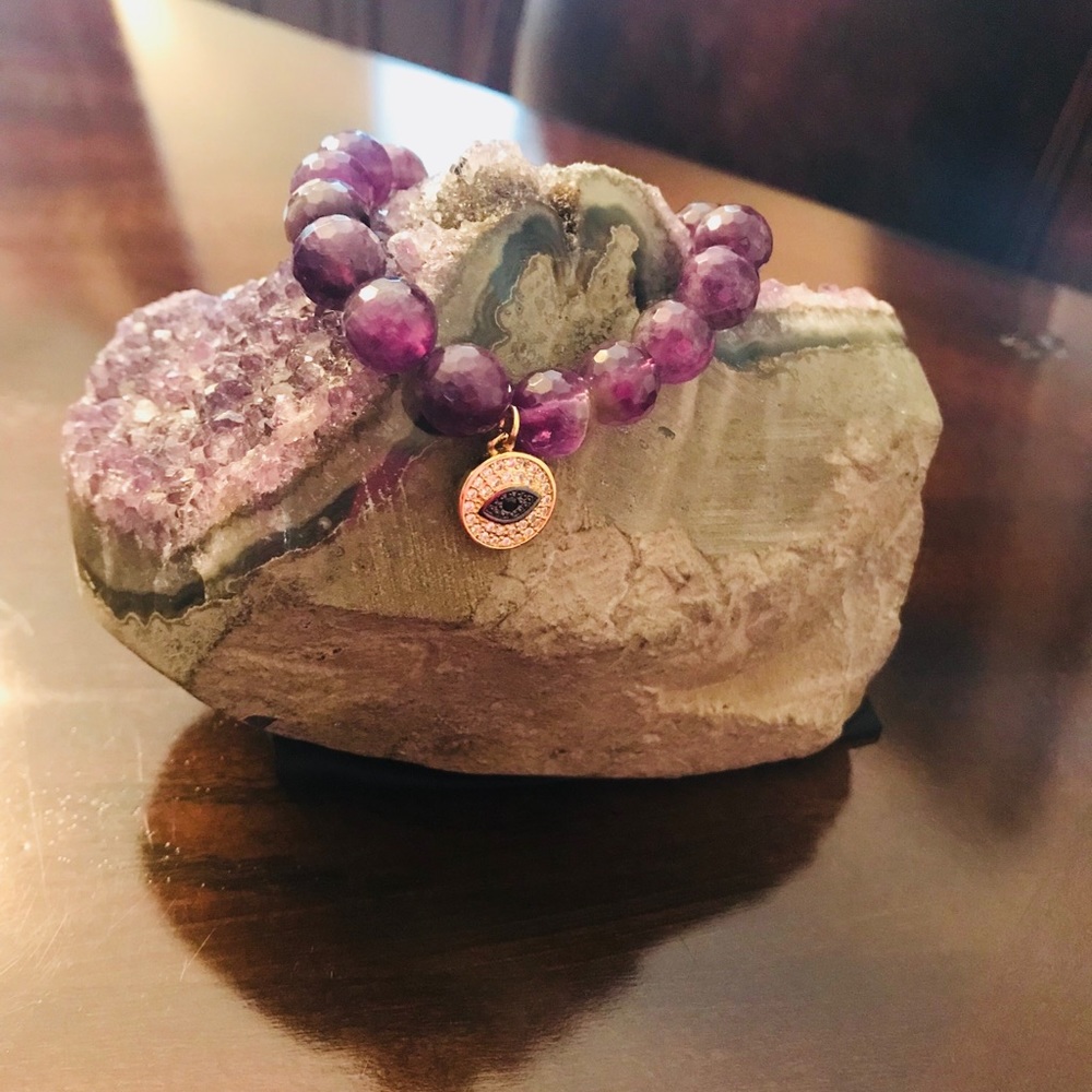Authentic Amethyst Crystal gemstone bracelet✨💜✨